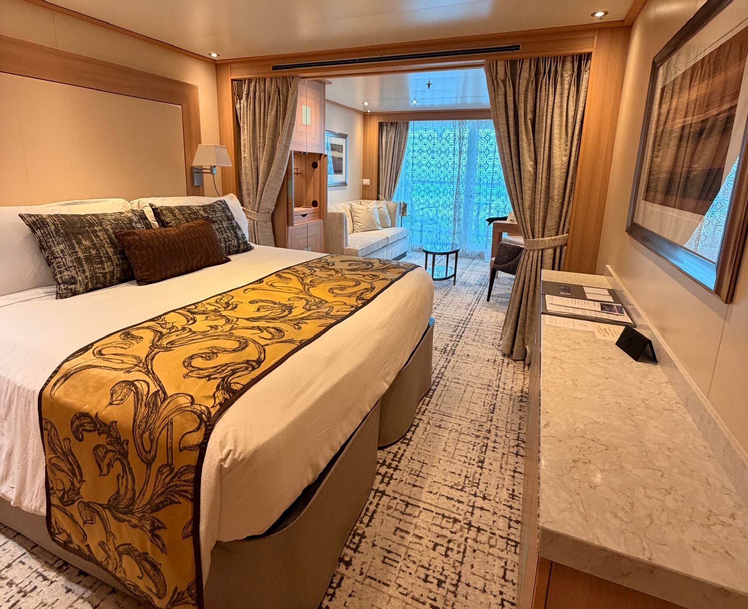 Veranda Suite